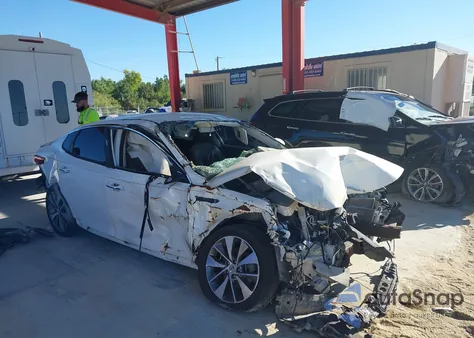 2019 Kia Optima S из США, поврежденный, VIN 5XXGT4L33KG286060